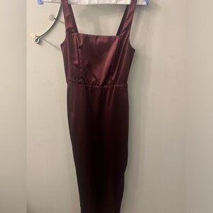 Satin burgundy Squareneck dress Abercrombie